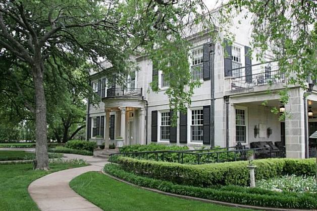 Commercial Mosquito Misting System Being Used at the Oklahoma Governor’s Mansion | MistAway Systems